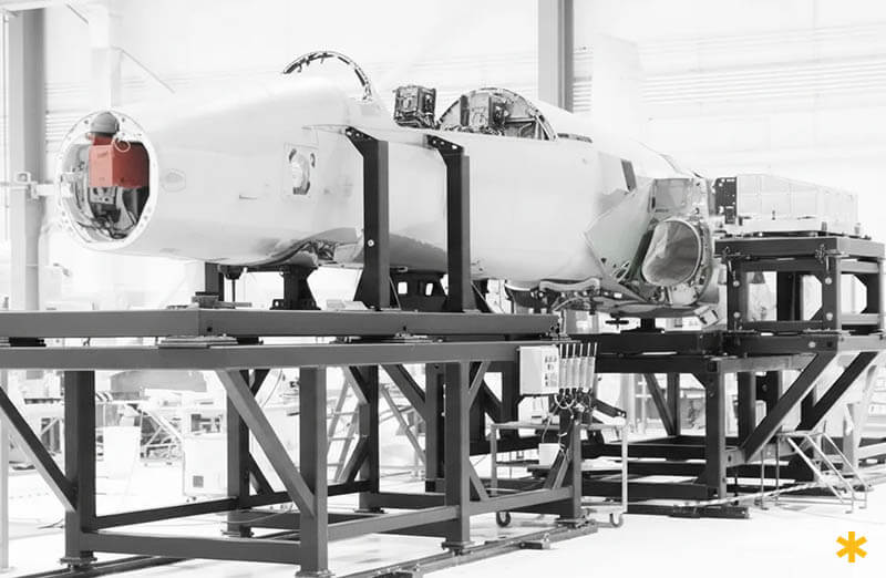 jet-fuselage-fixture